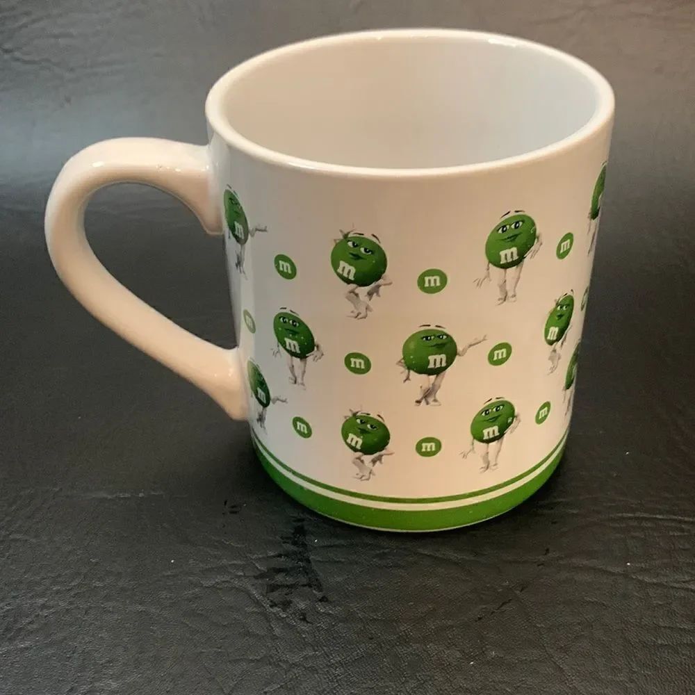 M&M’s Mars 2018 Green White Ceramic Mug 16 Ounces Handle Microwave Dishwasher